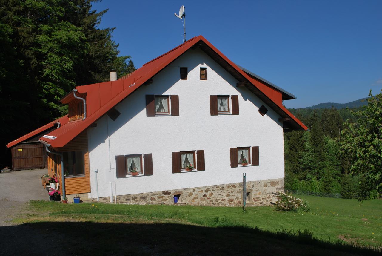 Ferienhaus "Lisa'S Haeusl" Нойшёнау Экстерьер фото